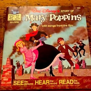 Walt Disney Mary Poppins 24 Page Read Along Book and Record Album @1977